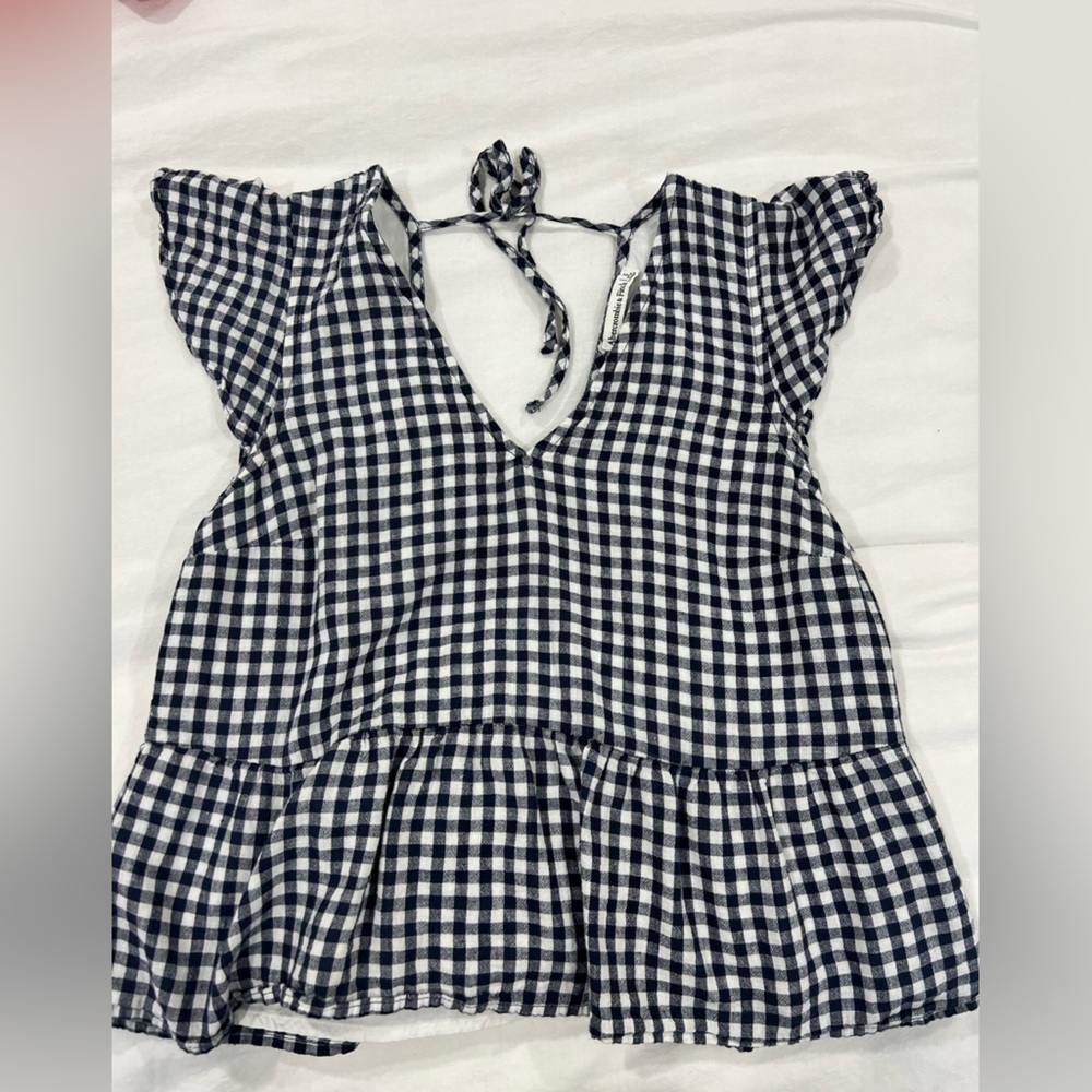 Iike new Abercrombie checkered blouse size XS